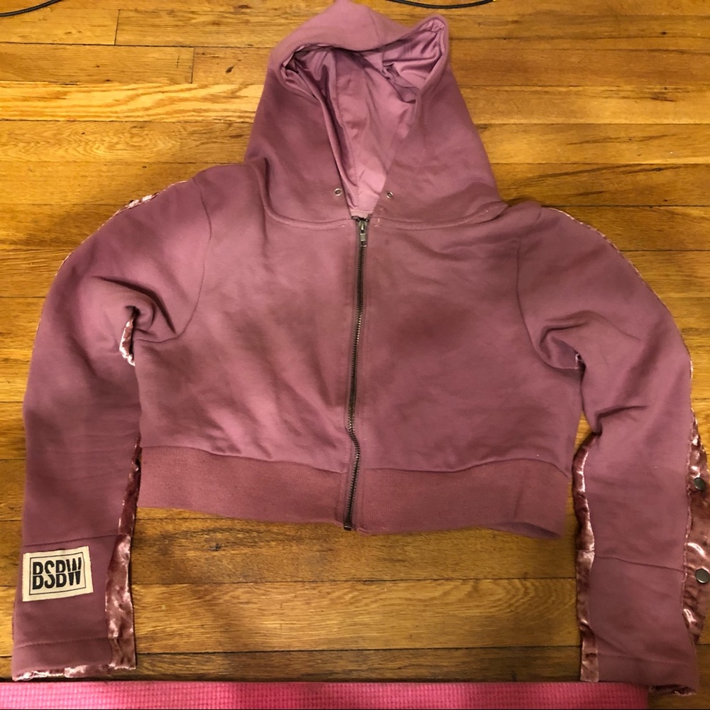 LF THE BRAND CROPPED ZIP UP HOODIE - Picture 2 of 4